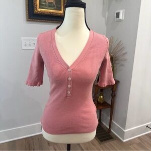 Boden Ribbed Knitted V Neck Shirt in Almond Pink - Size 4
